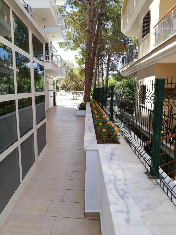 Cicek Apart Otel Дидим Экстерьер фото