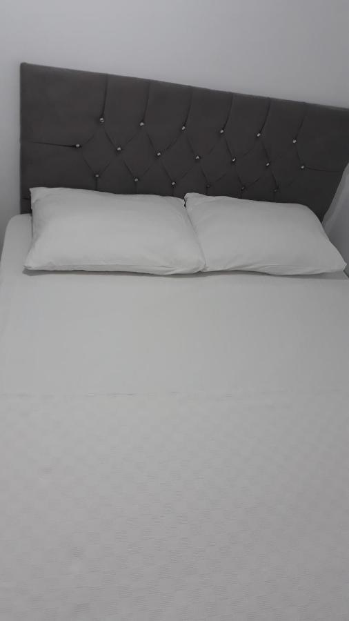 Cicek Apart Otel Дидим Экстерьер фото